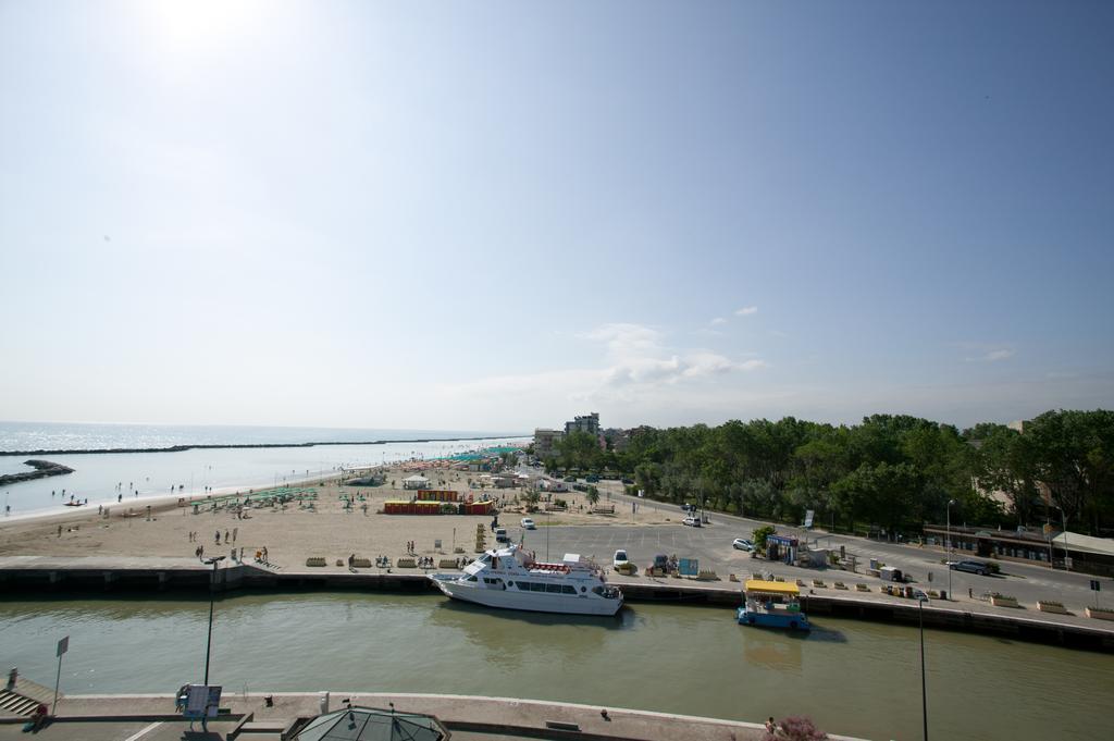 Hotel Levante Bellaria-Igea Marina Exterior foto